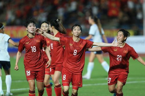 Tuyết Dung: Tuyển nữ Việt Nam giành HCV SEA Games an ủi đội U22