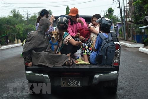 Bangladesh, Myanmar sơ tán dân nhằm giảm thiểu thiệt hại do bão Mocha