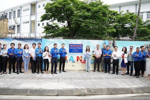 Đà Nẵng: Bàn giao công trình cải tạo cảnh quan sông Phú Lộc