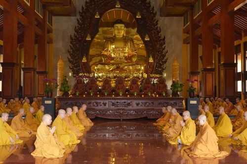 Tôn kính Tăng bảo
