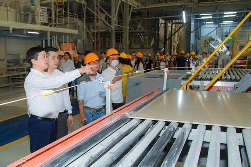Viglacera đưa gạch porcelain khổ lớn ra thị trường