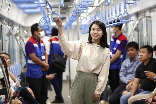 TP. Hồ Chí Minh: Đề xuất miễn phí vé metro trong tháng đầu.