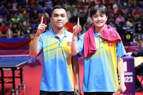 ĐT bóng bàn Việt Nam giành tấm HCV SEA Games lịch sử sau 26 năm