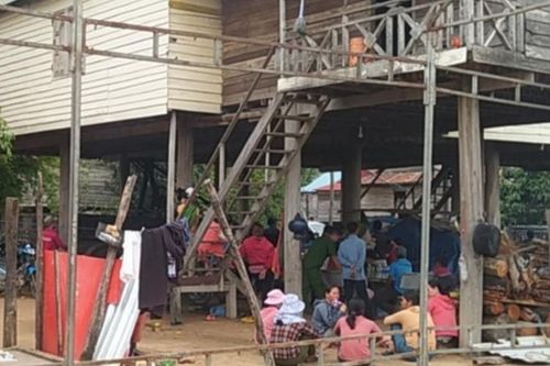 Gia Lai: Bị điện giật khi sửa máy bơm nước, 3 bố con tử vong