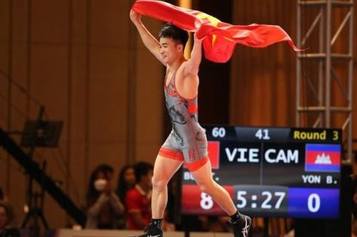 Vượt mốc 100 HCV, Việt Nam đứng vững ngôi đầu bảng tổng sắp huy chương SEA Games 32