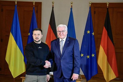 Tổng thống Ukraine có chuyến công du đầu tiên tới Đức