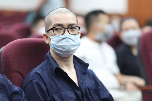Bạn làm ăn chung của vợ chồng Nguyễn Thái Luyện nộp thay 6,4 tỷ đồng