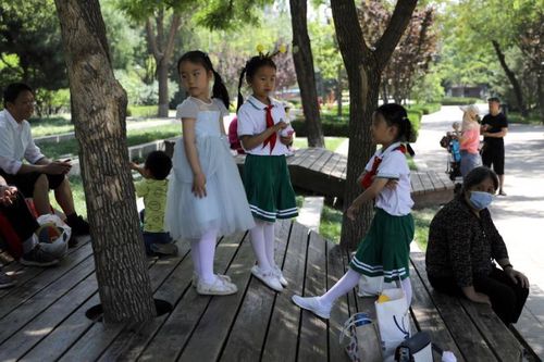 Dự án sinh con 'kỷ nguyên mới' hy vọng giúp Trung Quốc thoát 'già'