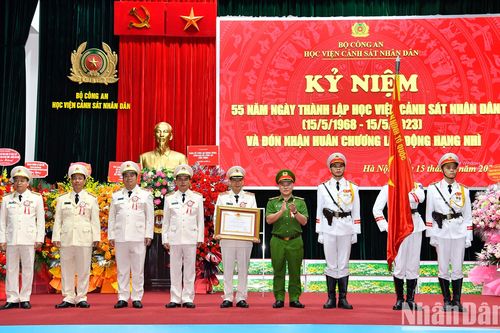Học viện Cảnh sát nhân dân kỷ niệm 55 năm Ngày thành lập và đón nhận Huân chương Lao động hạng Nhì