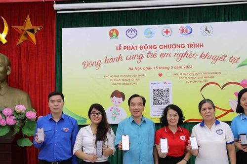 Phát động chiến dịch gây quỹ giúp đỡ trẻ em nghèo, khuyết tật