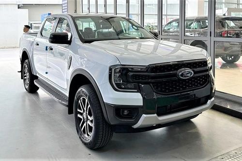 Cận cảnh Ford Ranger Sport tại Việt Nam, giá bán từ 864 triệu đồng