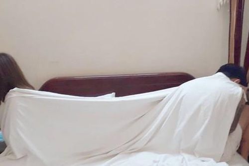 Nuôi gần 10 chân dài, 'trả lương' bán dâm đến 40 triệu đồng/tháng