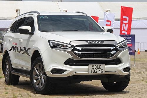 Isuzu triệu hồi hàng trăm xe Mu-X và D-Max tại Việt Nam vì lỗi trục lái