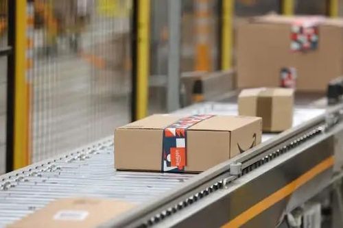 Amazon dùng AI giải 'bài toán' khó nhất trong logistics