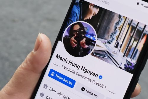 Facebook lỗi tự thêm tích xanh cho người dùng Việt
