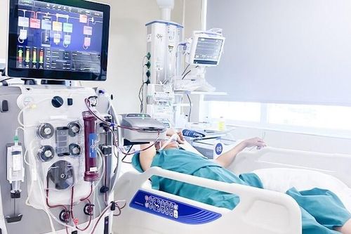 Uống rượu, bia mỗi ngày khiến máu chuyển sang màu trắng đục