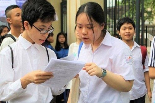 Thi vào 10 ở Hà Nội: Nhiều phụ huynh chủ động tìm 'đường lui' cho con