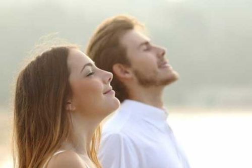 Lợi ích vàng từ việc hít thở sâu mỗi ngày