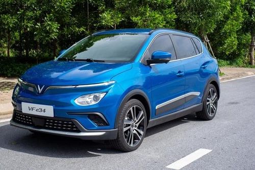 Giá VinFast VF e34 bất ngờ giảm 70 triệu đồng