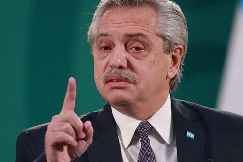 Lạm phát vượt 100%, Argentina tính nâng lãi suất lên gần 100%