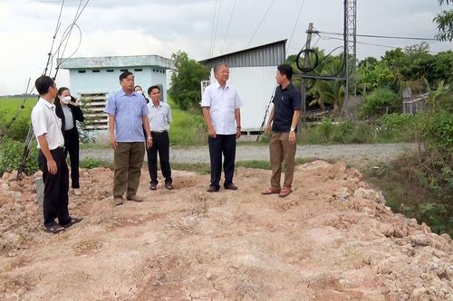 Đẩy nhanh xây dựng các công trình ở vùng biên giới Tri Tôn