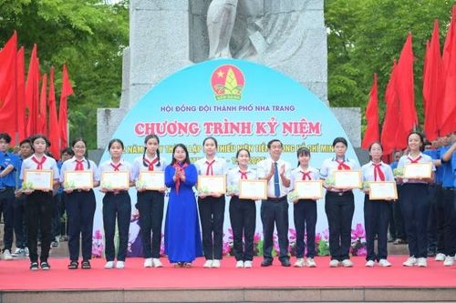 Hội đồng Đội TP. Nha Trang: Kỷ niệm 82 năm Ngày thành lập Đội