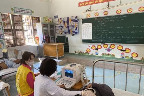 Lan tỏa những tấm lòng nhân ái