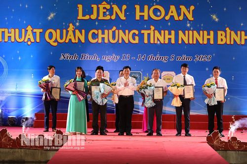 Trao giải Liên hoan nghệ thuật quần chúng tỉnh Ninh Bình năm 2023