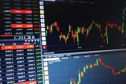 Loạt lãnh đạo Cấp nước Chợ Lớn, Địa ốc Hoàng Quân, Bamboo Capital...bán lượng lớn cổ phần