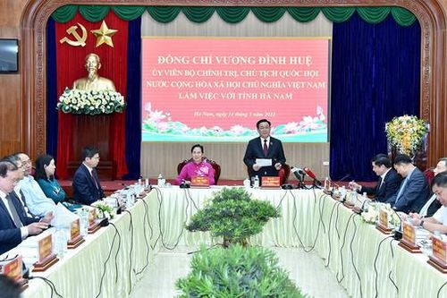 Chủ tịch Quốc hội Vương Đình Huệ về thăm làm việc với tỉnh Hà Nam