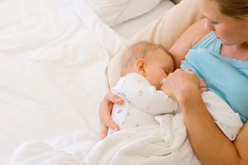 Vì sao cần bổ sung sắt cho phụ nữ sau sinh?