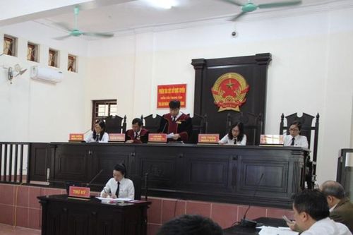Tuyên án gã chồng say rượu, dùng chày gỗ đánh đập vợ dã man
