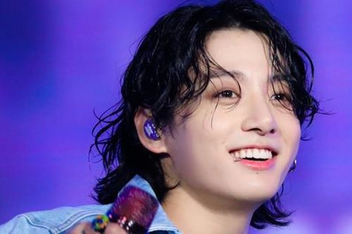 Jung Kook (BTS) bị fan cuồng đe dọa, fan báo cáo công ty nhưng chưa có phản hồi
