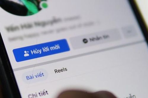 Facebook khắc phục lỗi tự động gửi lời mời kết bạn khi vào xem trang cá nhân chưa?