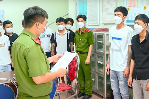 9 người bị khởi tố sau vụ nổ súng ở Khánh Hòa