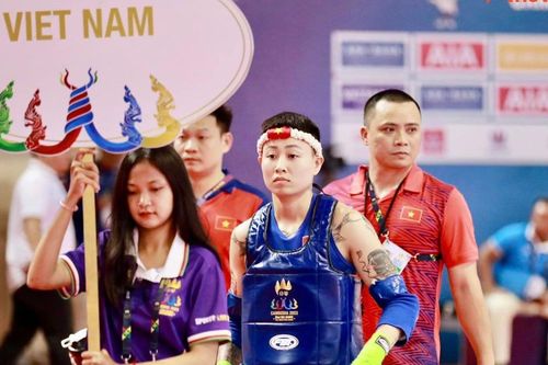 Nữ võ sĩ Việt Nam đáp trả cực chất khi bị chê HCV SEA Games là 'ao làng'