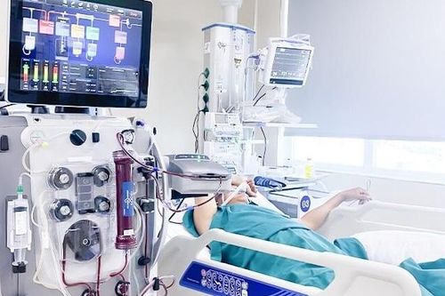 Huyết tương trắng đục như sữa vì nghiện bia, rượu