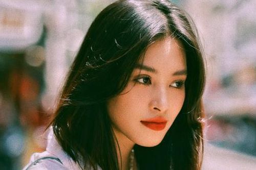 Hoa hậu Tiểu Vy 'gây bão' bởi nhan sắc không đối thủ, được so sánh với 'đệ nhất mỹ nhân' Hồng Kông