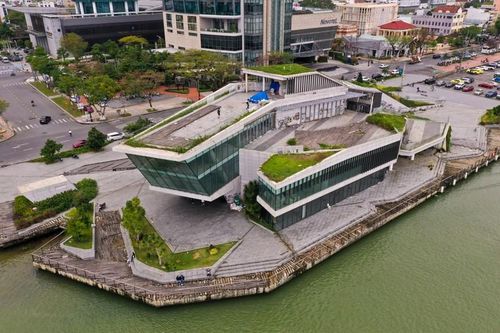 Cận cảnh bến du thuyền trăm tỷ của Vũ 'nhôm' bỏ hoang bên sông Hàn