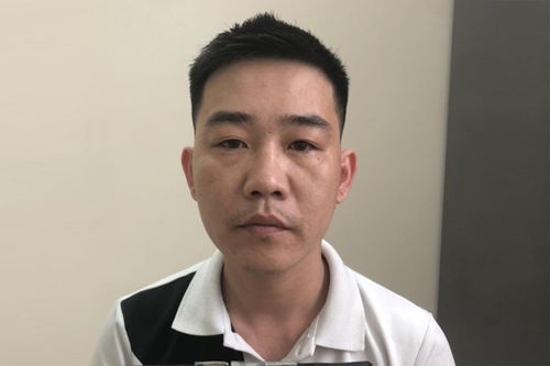 Vận động đối tượng trốn nã ở nước ngoài về Việt Nam đầu thú