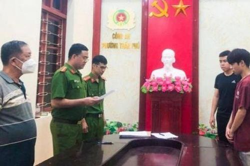 Khởi tố 10 thanh, thiếu niên lái xe máy lạng lách gây rối trật tự