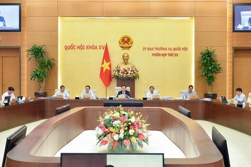 Tạo thuận lợi cho công dân xuất cảnh, nhập cảnh