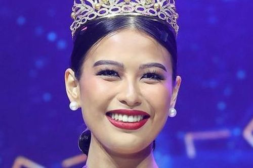 Gia đình toàn hoa hậu