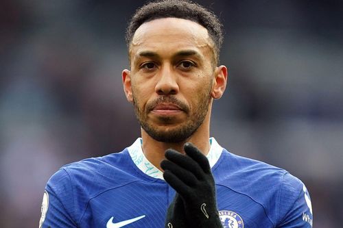 Aubameyang ở Chelsea, được công nhận vô địch La Liga cùng Barca