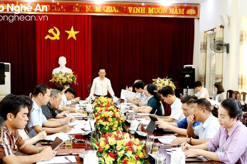 TP. Vinh phấn đấu kêu gọi, vận động hỗ trợ xây mới, sửa chữa 500 ngôi nhà cho người nghèo, người có hoàn cảnh khó khăn về nhà ở
