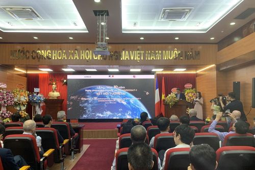 Vệ tinh quan sát Trái đất đầu tiên của Việt Nam có 'tuổi thọ' đặc biệt