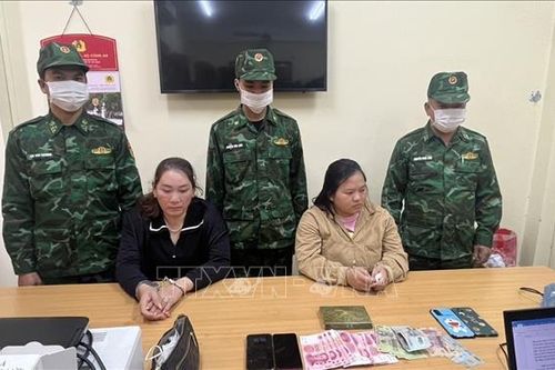 Bắt giữ hai mẹ con mua bán chất ma túy