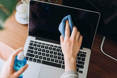 Bạn đã biết cách vệ sinh laptop đúng cách chưa?