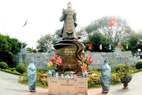 Phụ nữ Thủ đô chia sẻ kinh nghiệm thực hiện quy tắc ứng xử tại di tích lịch sử