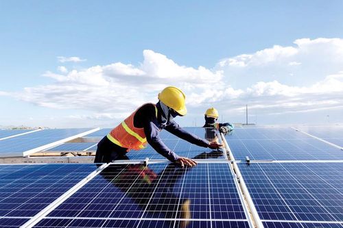 Công ty chứng khoán bình luận gì về cổ phiếu điện sau khi Quy hoạch điện 8 được thông qua?